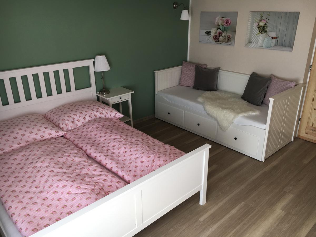 Vila Verunka Plzen Bagian luar foto